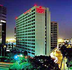 Crowne 
Plaza Hotel