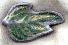 Lothlorien Leaf Brooch style01